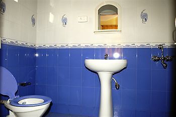 Veeniola Holiday Home Cavelossim Bagian luar foto